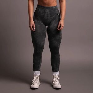NWT - Darc sport everson seamless leggings in wolf gray